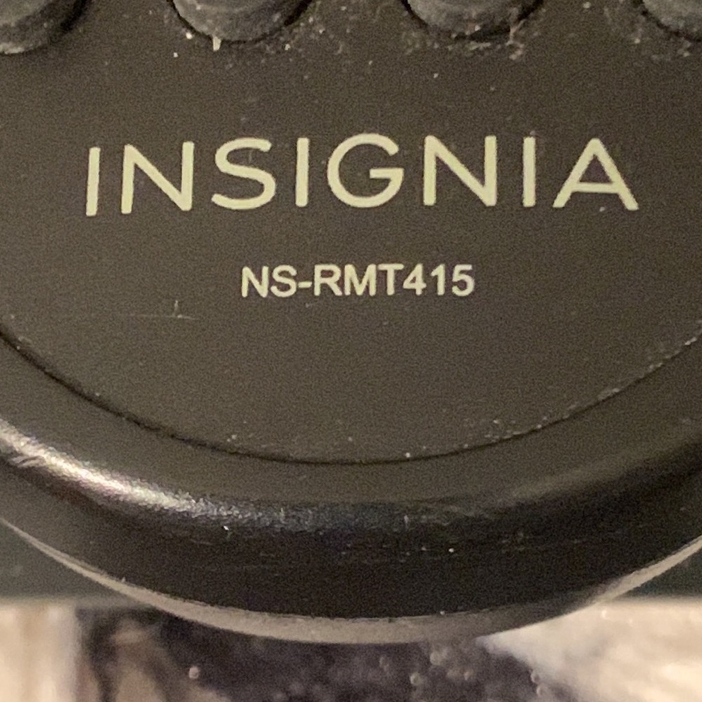 Insignia Remote Control - Picture 2 of 5